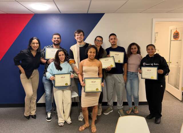 Our Students make us happy!!! 🎉
🎓 Congratulations to our Low Beginner class on your hard work and achievement! ❤️💙
Also, a special thank you to their teacher, Fraser, for doing an excellent job!
#englishforlife #eslstudents #workhard #learnenglish